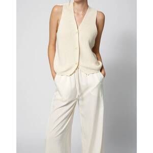 NEW AMANDA MARIA knit sweater vest in ivory
